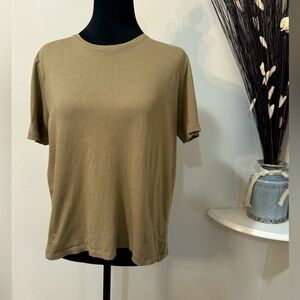 Zara Short Sleeve Classic Tan women’s Tee, Size Large